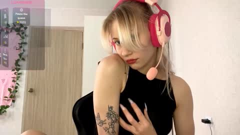 Kate online show from November 24, 11:31 am