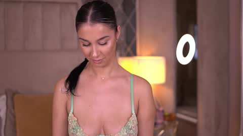 francescadante online show from November 23, 8:23 am