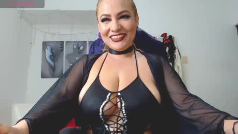 franchesca lussuria online show from April 9, 2:04 am