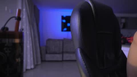 Frank Farrell. Hey remember to give me a thumbs up Ty online show from September 17, 3:21 am