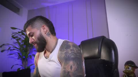 Frank Farrell. Hey remember to give me a thumbs up Ty online show from April 21, 1:42 am