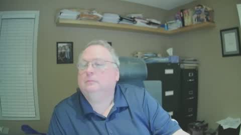 Snapshot of frankie6207 chatting on March 2, 7:43 am frankie6207 online show from March 2, 7:43 am