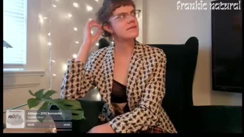 Frankie Natural online show from November 7, 7:16 pm