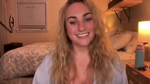 Fray online show from February 26, 4:49 am