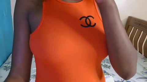 Nessa-Independent model online show from February 20, 3:19 pm