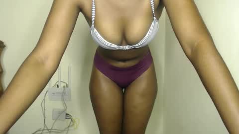 Snapshot of freaky_ass chatting on December 3, 11:18 am Berry online show from December 3, 11:18 am