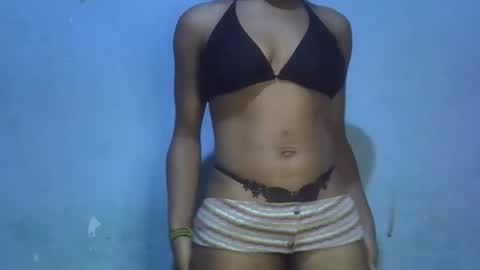 FreakyTrixie online show from April 17, 2:14 am