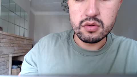 fred_555 online show from February 13, 11:04 pm