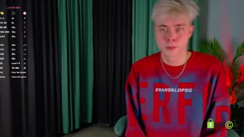 Fred online show from April 12, 6:34 pm