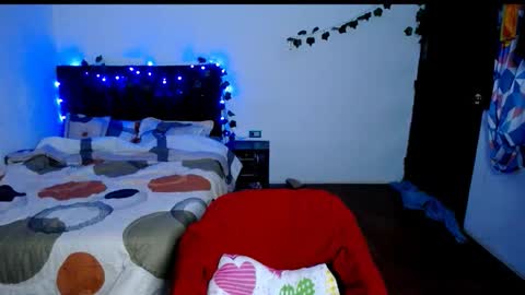 freddy romans online show from September 14, 2:03 am