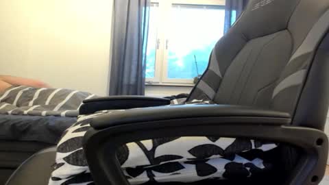 Fredrik online show from December 18, 1:39 pm