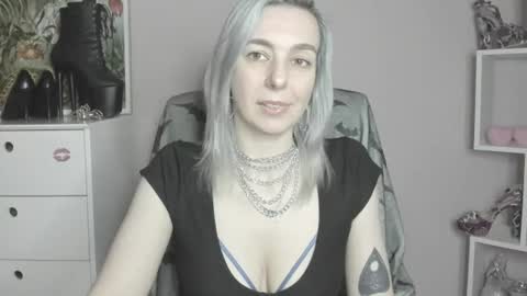 Anne online show from July 24, 6:54 am