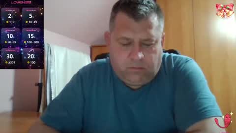 freeboy80180 online show from March 4, 5:34 pm