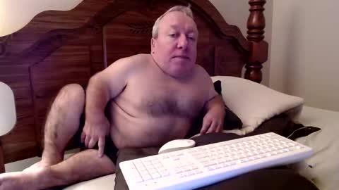 Cute Lil Man online show from October 2, 6:23 am