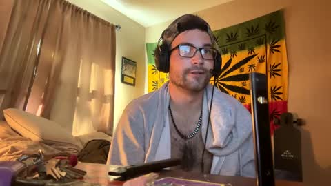 Snapshot of freezeskiii chatting on September 17, 1:58 pm freezeskiii online show from September 17, 1:58 pm