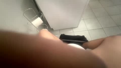 Freklogas online show from March 1, 4:00 pm