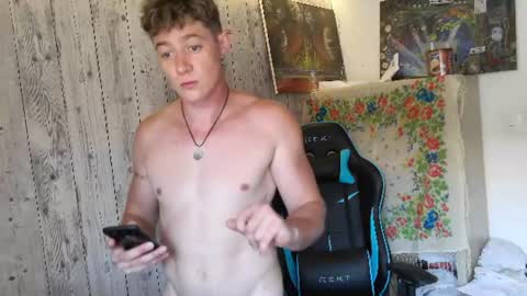 French Horny Bibs online show from July 21, 11:34 am