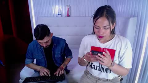 Snapshot of fresh_and_mei chatting on October 22, 4:59 am Fresh Mei online show from October 22, 4:59 am