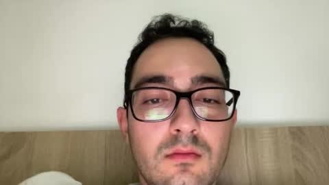 freshman  imonyou98 online show from December 17, 10:49 pm