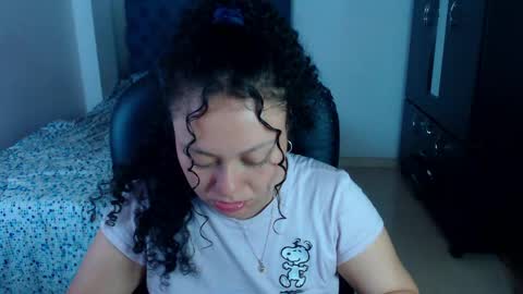 Louise  online show from April 15, 11:24 am