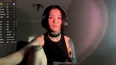 freyablow online show from August 5, 4:04 pm