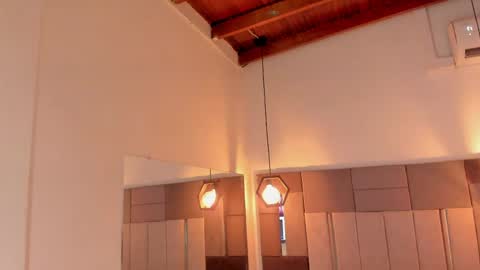  ALIS AND ALEX  online show from April 22, 9:11 pm