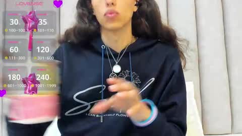 FREYA online show from February 25, 7:06 pm