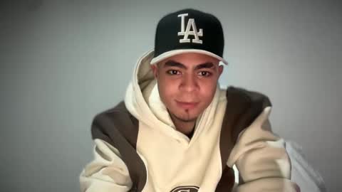 freyva_ online show from February 11, 3:08 am