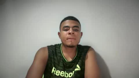 freyva_ online show from January 30, 5:09 am