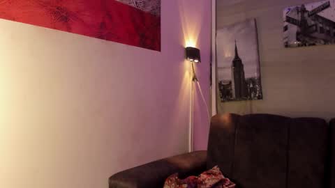 Frezzita online show from November 21, 9:24 pm