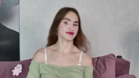 Frida online show from October 4, 7:44 pm