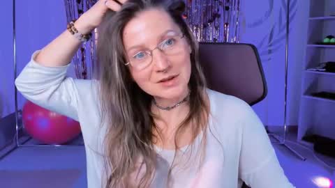 Frida Tander online show from February 17, 12:05 pm