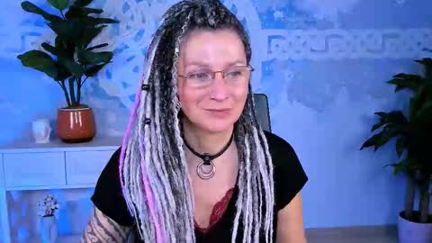 Frida Tander online show from October 5, 5:49 am