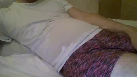 friendly_frank_18 online show from June 15, 10:46 pm