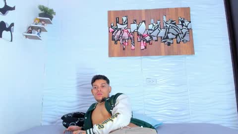 Snapshot of friendsofeverything_ chatting on September 12, 2:08 pm Adam y pitter online show from September 12, 2:08 pm