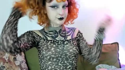 cherry online show from April 11, 11:53 pm