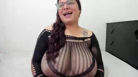 Lucy online show from January 10, 7:52 pm