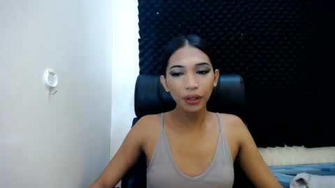 froschy_parker online show from June 20, 6:19 am