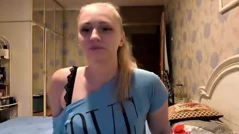 Anna online show from July 25, 2:31 am