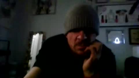 Wolfie online show from December 22, 11:39 am