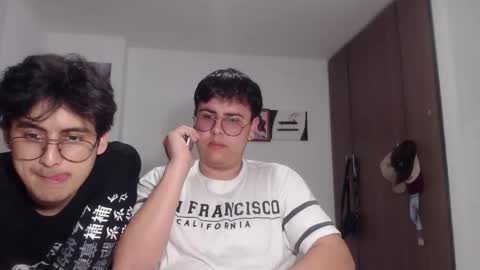 uwu online show from November 19, 11:47 pm