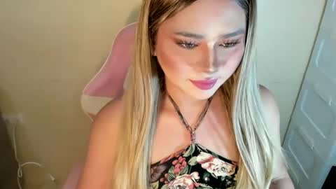 R A I N M O R A L E S  G M A I L . C O M online show from April 5, 1:30 pm