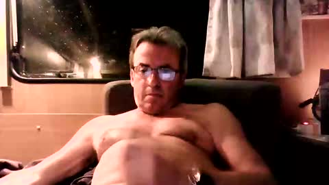 Snapshot of fuldaflyst4 chatting on September 13, 6:32 pm fuldaflyst4 online show from September 13, 6:32 pm