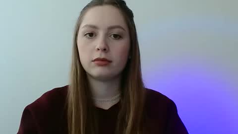 Emma online show from December 4, 12:05 pm