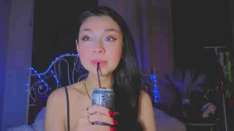 Tiffany online show from March 9, 2:05 am