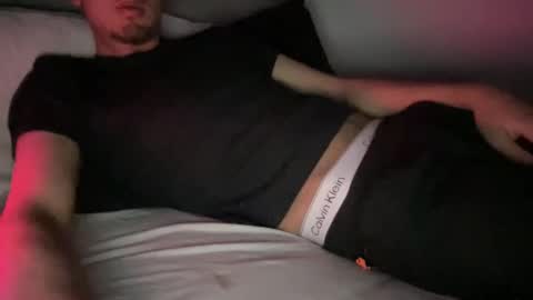 funthings011 online show from April 7, 10:56 pm