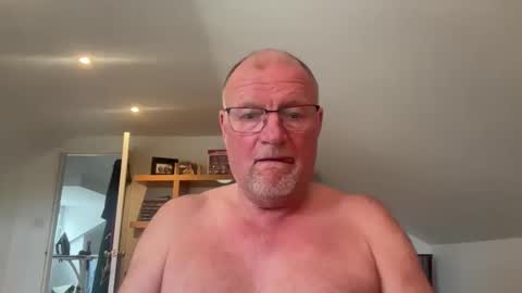 funtime88888 online show from April 15, 3:48 pm