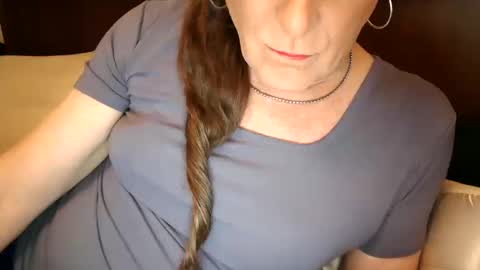 Snapshot of funtimetgirl chatting on October 12, 9:46 am Jessie Love online show from October 12, 9:46 am