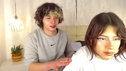 FIRE AND FOX online show from March 8, 8:03 pm