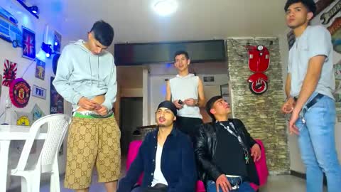 Snapshot of g4mens chatting on October 24, 9:48 pm G4MENS online show from October 24, 9:48 pm